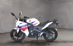 HONDA CBR125R JC50
