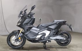 HONDA X-ADV 750 RH10