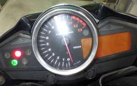 SUZUKI GSR250