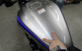 YAMAHA XJR400 Gen.3 R 2003 RH02J