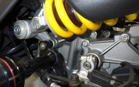 DUCATI STREETFIGHTER V2 2022