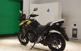 SUZUKI Vｽﾄﾛｰﾑ250A 1998