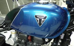 TRIUMPH BONNEVILLE BOBBER 2026