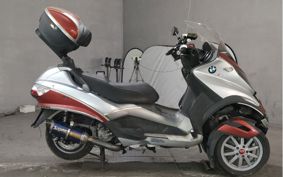 PIAGGIO PIAGGIOMP3 250RL ZAPM4720