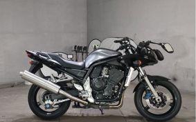 YAMAHA FZS1000 FAZER RN07