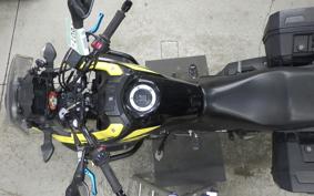 SUZUKI Vｽﾄﾛｰﾑ250 2025