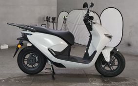 HONDA CUV e EF18