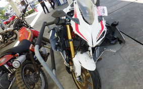 HONDA CBR250RR A MC51