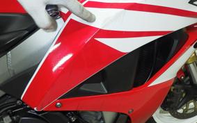 HONDA CBR600RR GEN 3 PC40