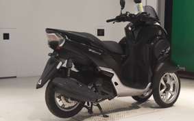 YAMAHA TRICITY 125 SE82J