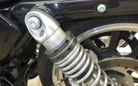HARLEY XL883LI