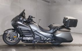 HONDA GL1800 F6B 2015 SC68