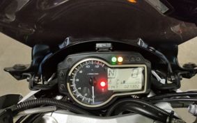 SUZUKI GSR750 C5112