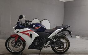 HONDA CBR250R MC41