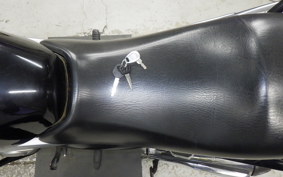 SUZUKI GSR250 2005