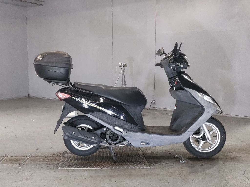 Фото Suzuki ADDRESS V125 с японского аукциона