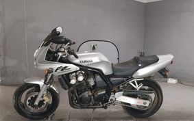 YAMAHA FZ400 4YR