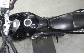 SUZUKI GSR250