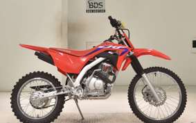HONDA CRF125F JE03
