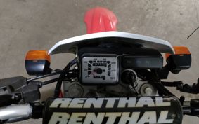 HONDA XR230 MD36