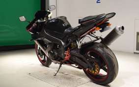 YAMAHA YZF-R1 2004