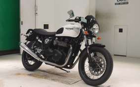 TRIUMPH THRUXTON 900 2015