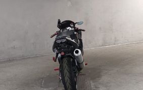 YAMAHA YZF-R6 2006 RJ09