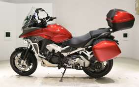 HONDA VFR800X 2014 RC80