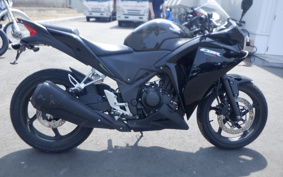 HONDA CBR250R MC41