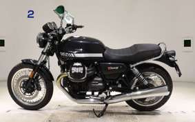 MOTO GUZZI V7 SPECIAL 2023