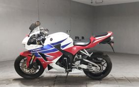 HONDA CBR600RR 2016 PC40