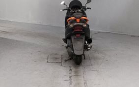 YAMAHA MAJESTY 125 SE27