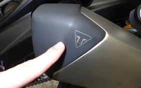 TRIUMPH STREET TRIPLE RS 2026