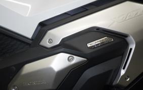 HONDA X-ADV 750 2025 RH21