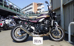 KAWASAKI Z900RS 2025 ZR900K