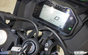YAMAHA YZF-R15 2022