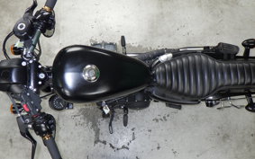 HARLEY XL883N 2015