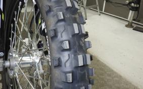 TRIUMPH TF250-E 2014