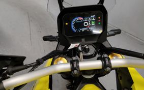 SUZUKI DL650 ( V-Strom 800 ) EM1BA
