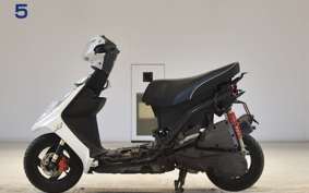 KYMCO VJR125 i
