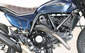 YAMAHA XSR900 2023 RN80J