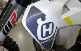 HUSQVARNA TE150I