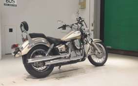YAMAHA DRAGSTAR 250