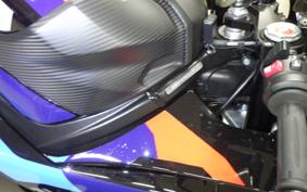 BMW M1000RR 2025