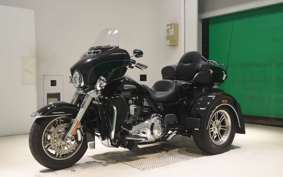 HARLEY FLHTCUTG TRIKE 2014