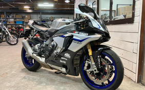 YAMAHA YZF-R1 M 2015 RN40