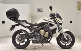YAMAHA XJ6 N 2012