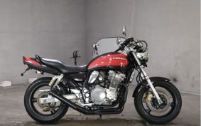 SUZUKI INAZUMA 400 GK7BA