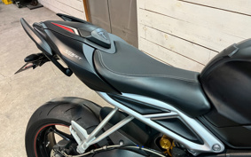 TRIUMPH STREET TRIPLE RS 2019 HDA464