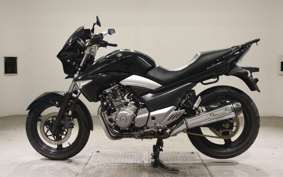 SUZUKI GSR250